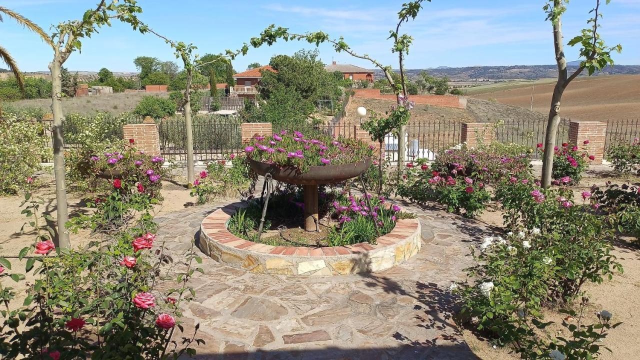 Villa Las Tres Hermanas Albarreal De Tajo By Toledo Ap מראה חיצוני תמונה